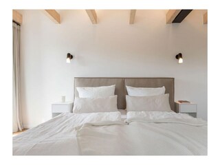 Schlafzimmer 1 Doppelbett OG