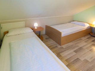 Schlafzimmer II