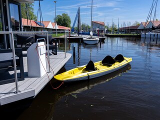 24 / 5.000 Hausboot- und Kajakverleih