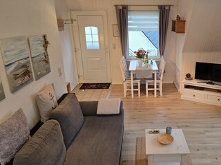 Wohnzimmer mit Essbereich