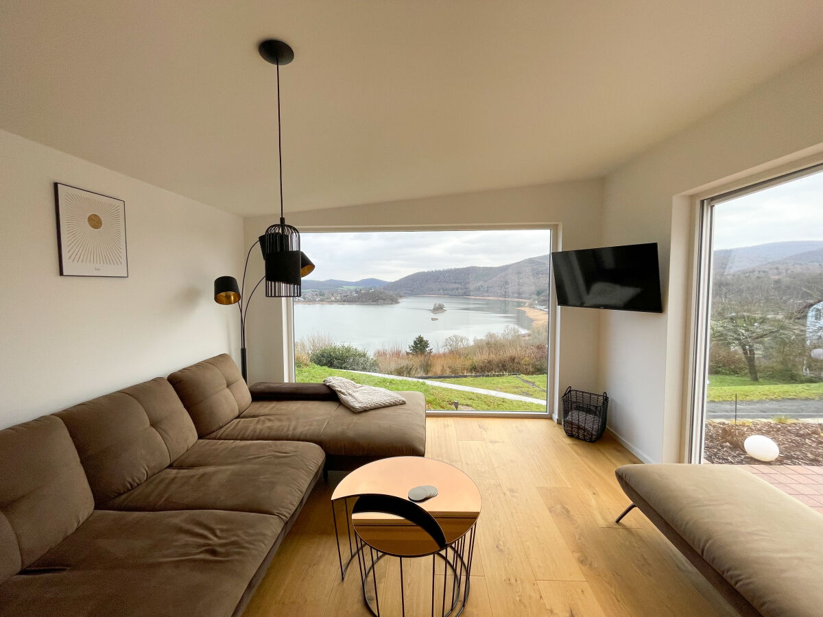 Wohnzimmer mit Panoramablick