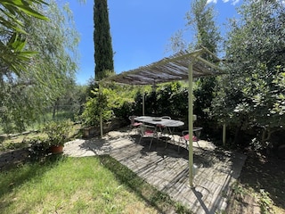 Graten mit Terrasse und BBQ