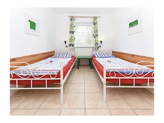 Schlafzimmer 2