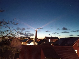 Nächtlicher Blick auf den Leuchtturm