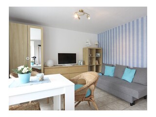 Wohnzimmer mit Essbereich