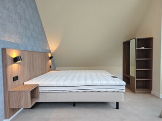 Schlafzimmer (noch nicht fertig)