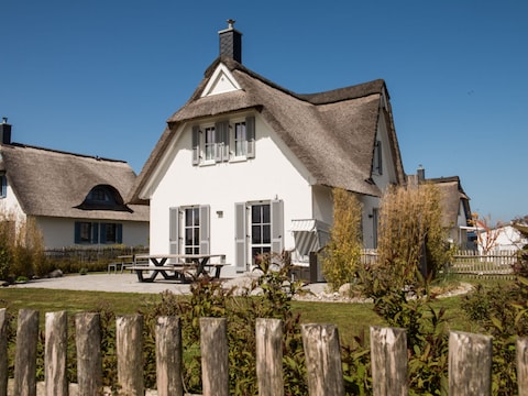 Ferienhaus Reethaus "Adella"