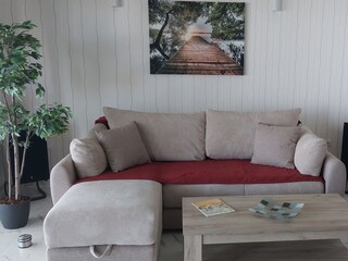 Wohnbereich mit Ausziehsofa