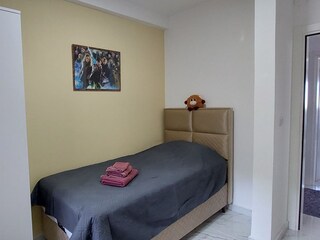 Schlafzimmer 2 mit Einzelbett