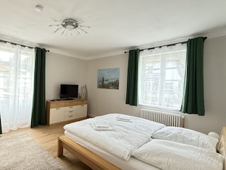 Schlafzimmer 2 im OG