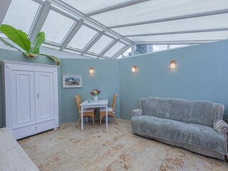 Heller und freundlicher Wintergarten