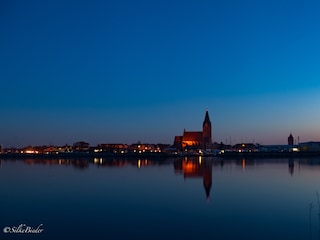Hafenstadt Barth bei Nacht