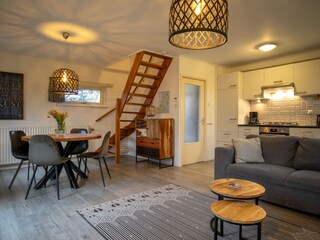 Wohnzimmer / Essbereich