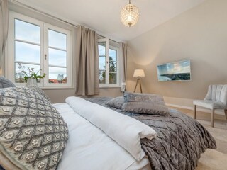 Schlafzimmer 1.1