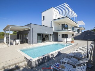 Villa Pomer Buitenaudio-opname 2