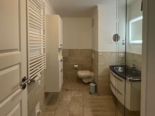 Modernes Duschbad 2