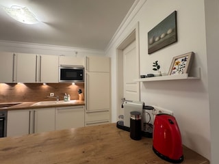 Küche mit Kaffeemaschine 1