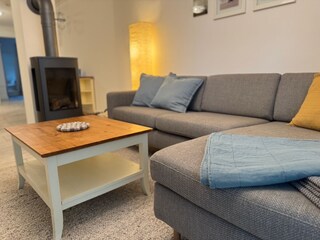 Moderns 3er Sitzer Sofa