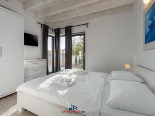 Villa Pomer Caratteristiche 32