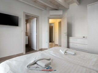 Villa Pomer Caratteristiche 37