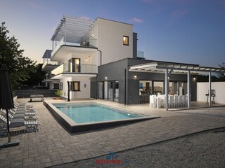 Villa Pomer Enregistrement extérieur 1