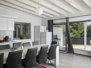 Villa Pomer Caratteristiche 18