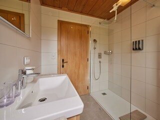 15.1 Bathroom