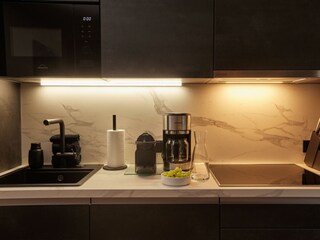 06. Kitchen