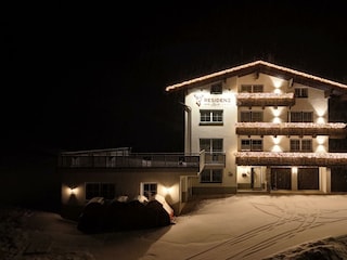 Residenz am Lech Winter - exterior at night