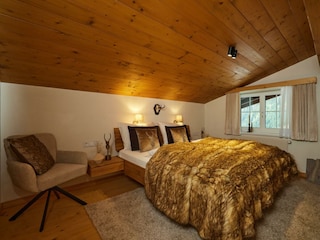 02. Bedroom