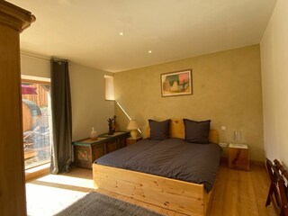 Schlafzimmer 1