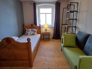 Schlafzimmer 4 (1. OG)