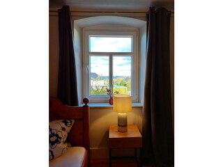 Schlafzimmer 4 (1. OG) mit Blick in die Ferne