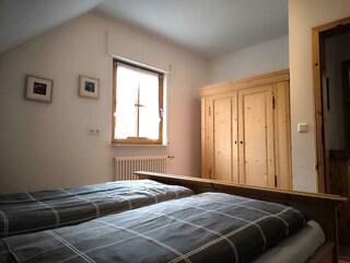 Schlafzimmer 2