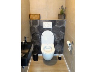 Gästetoilette EG