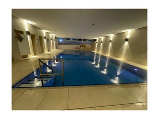 Pool im Haus