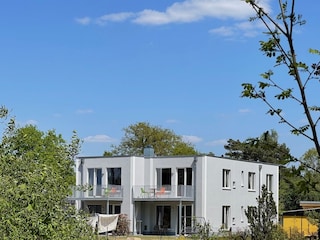 Gruenheide-buchen-Ferienwohnung-SüdOst-Balkon-außen