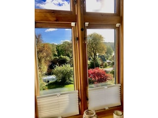 Blick Schlafzimmer See & Parkplatz