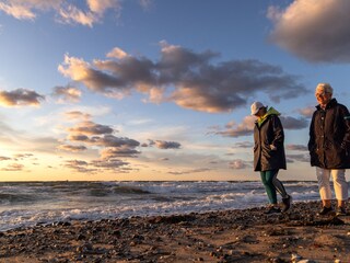 Bernstein suchen am Strand