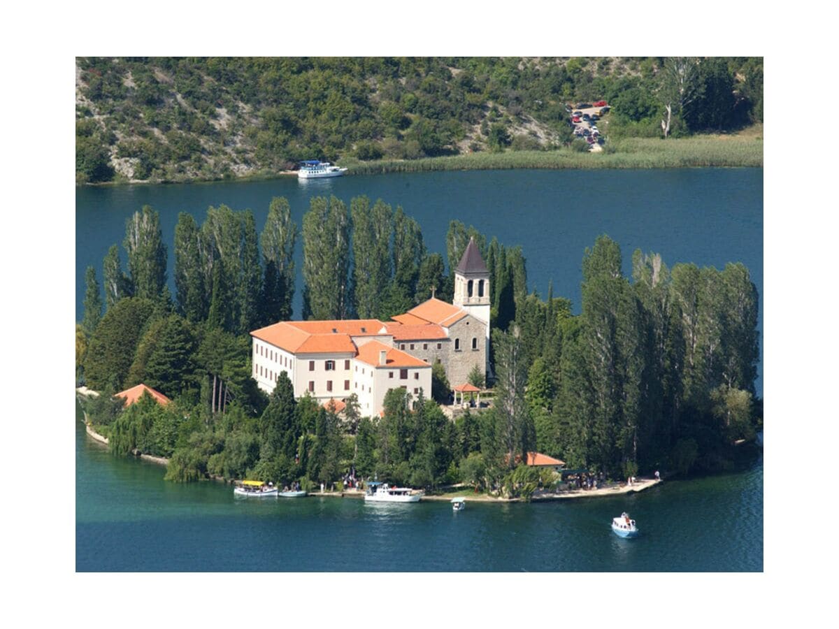 Insel Visovac mit Kloster