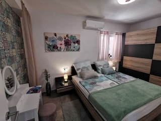 Schlafzimmer im UG