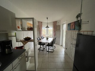 Küche und Essbereich, Blick auf Bocksberg