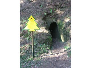 Eingang in eins von vielen Bergwerken