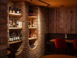 Upsidedown Weinlounge (3)