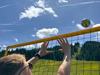 Volleyball (2)