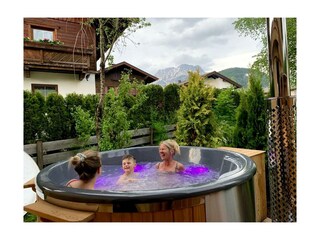 47a10c10-dfc8-4e36-b742-3487ffe406af(1)