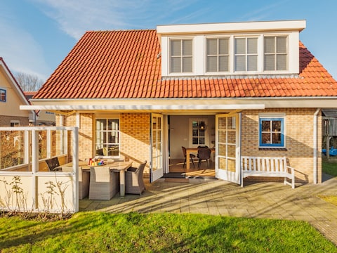 Casa per le vacanze Klavertje quattro