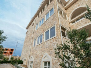 Apartment Beautiful Chateau Dabo 4 - Novalja - image1