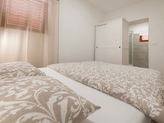 Apartment Nin Ausstattung 21