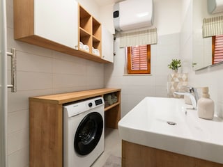 Apartment Nin Ausstattung 33